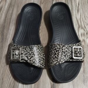 Crocs Sarah Leopard Slide Sandal Women's Size 7